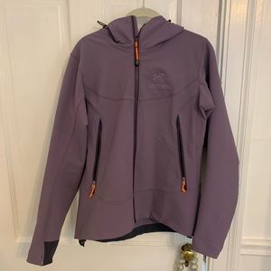 Women’s Arc’teryk Gamma LT Jacket